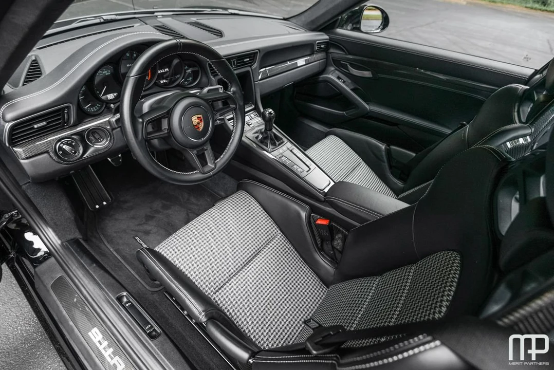 2016 Porsche 991 R - Image 12 of 21