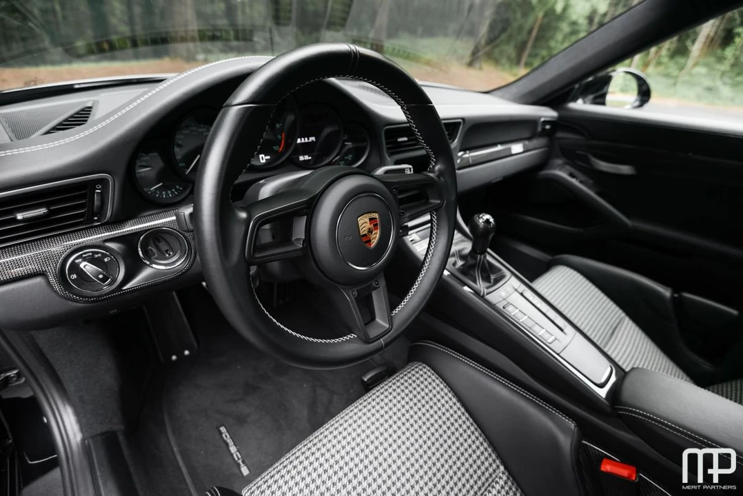 2016 Porsche 991 R - Image 13 of 21