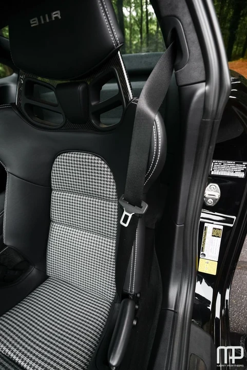 2016 Porsche 991 R - Image 19 of 21