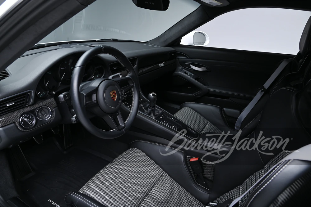 2016 Porsche 991 R - Image 18 of 25