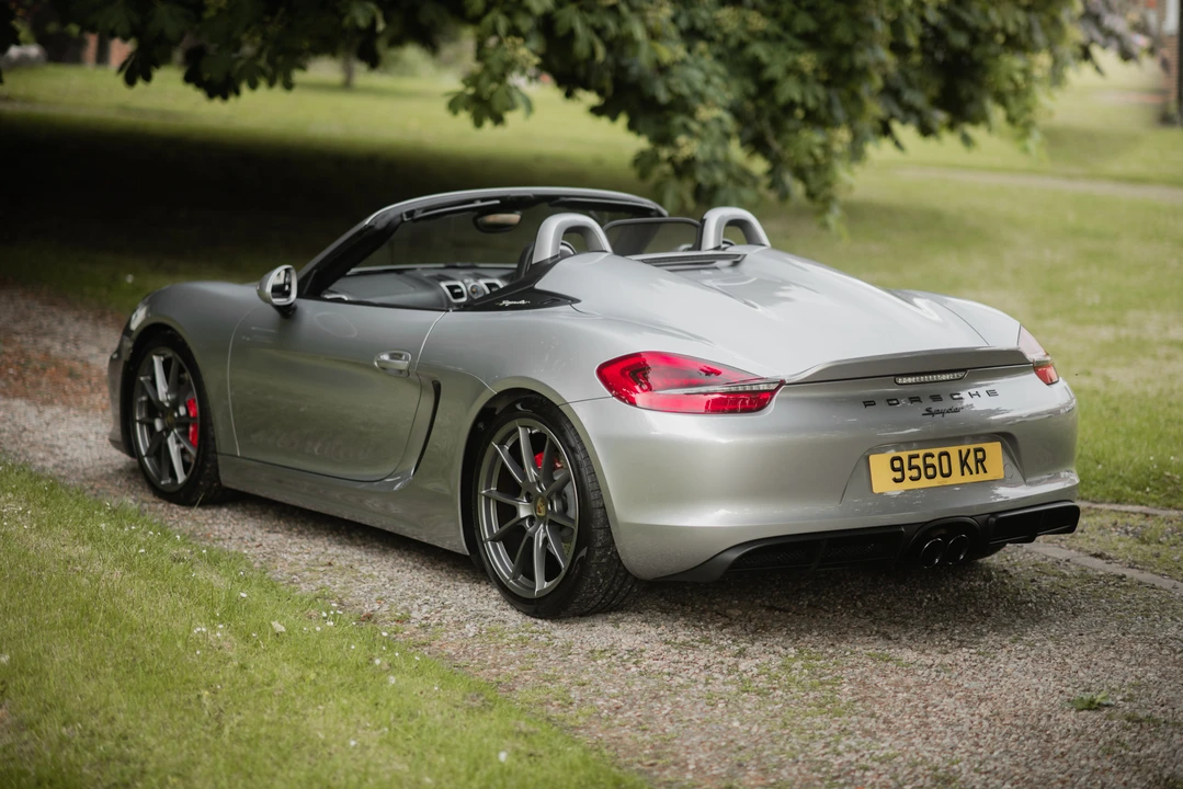 2016 Porsche 981 Boxster Spyder - Image 16 of 31