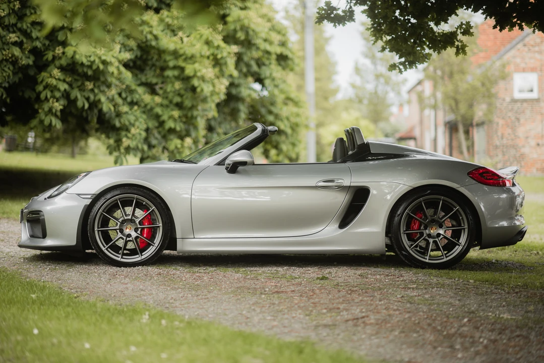 2016 Porsche 981 Boxster Spyder - Image 17 of 31