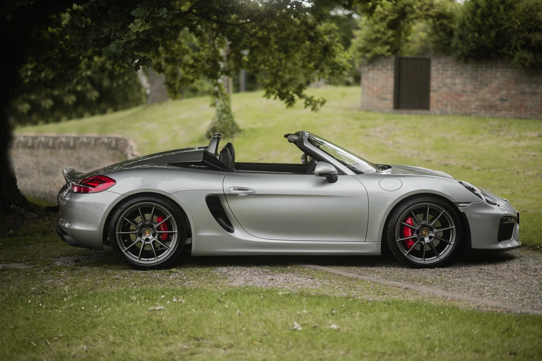 2016 Porsche 981 Boxster Spyder - Image 5 of 31