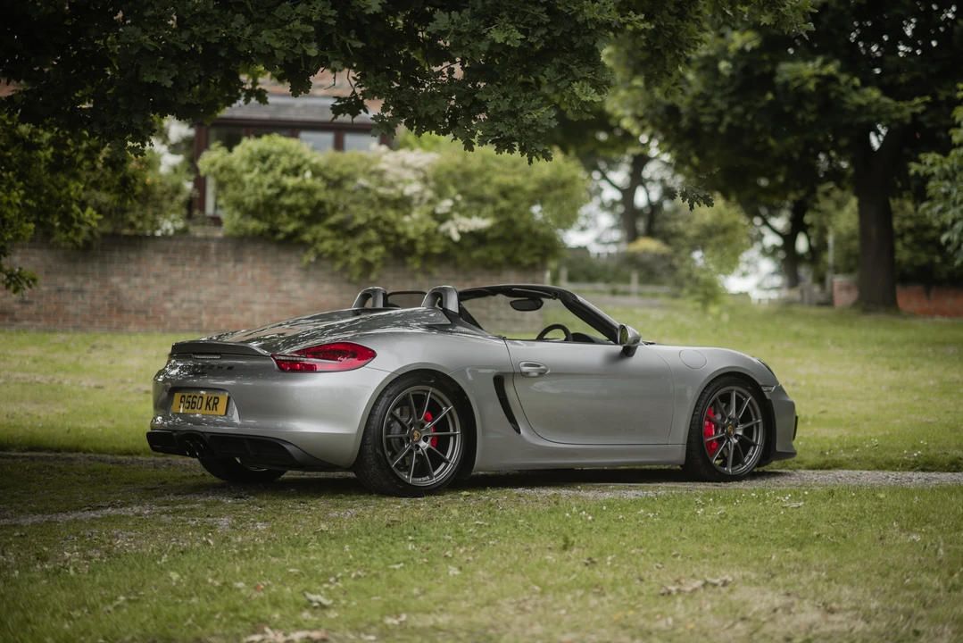 2016 Porsche 981 Boxster Spyder - Image 13 of 31