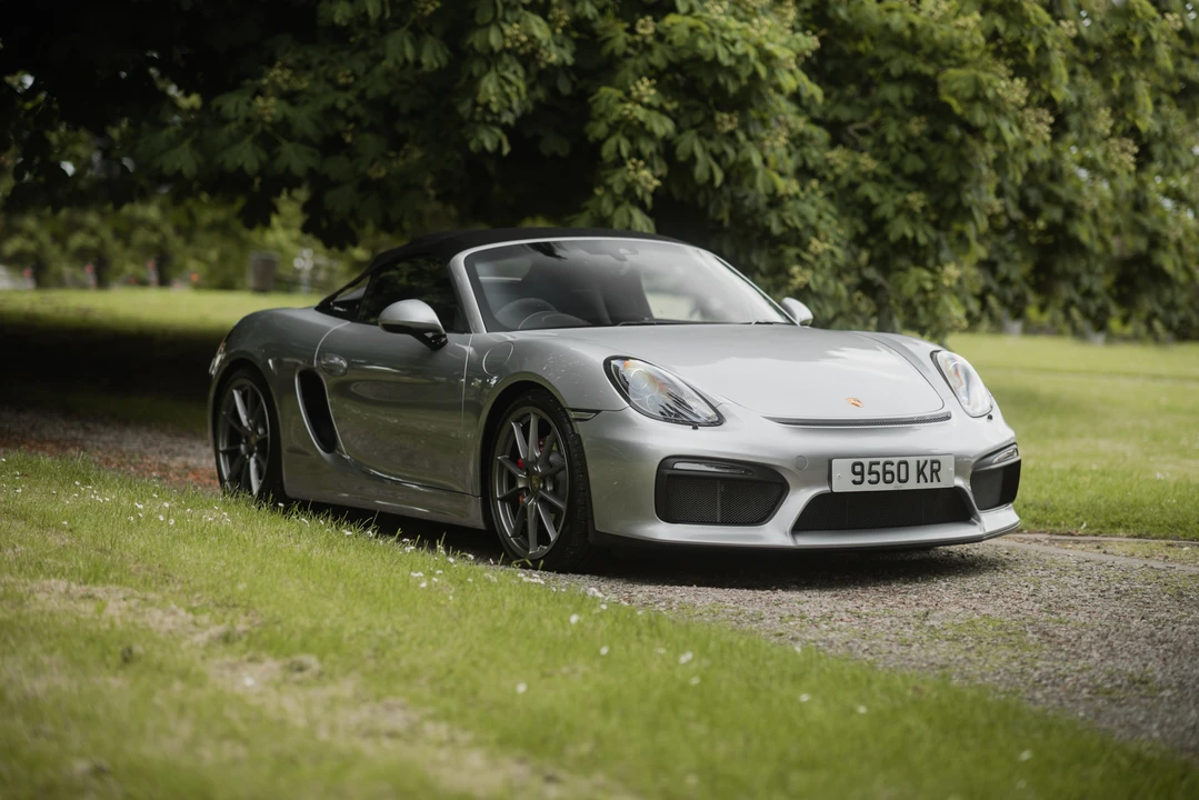 2016 Porsche 981 Boxster Spyder - Image 12 of 31