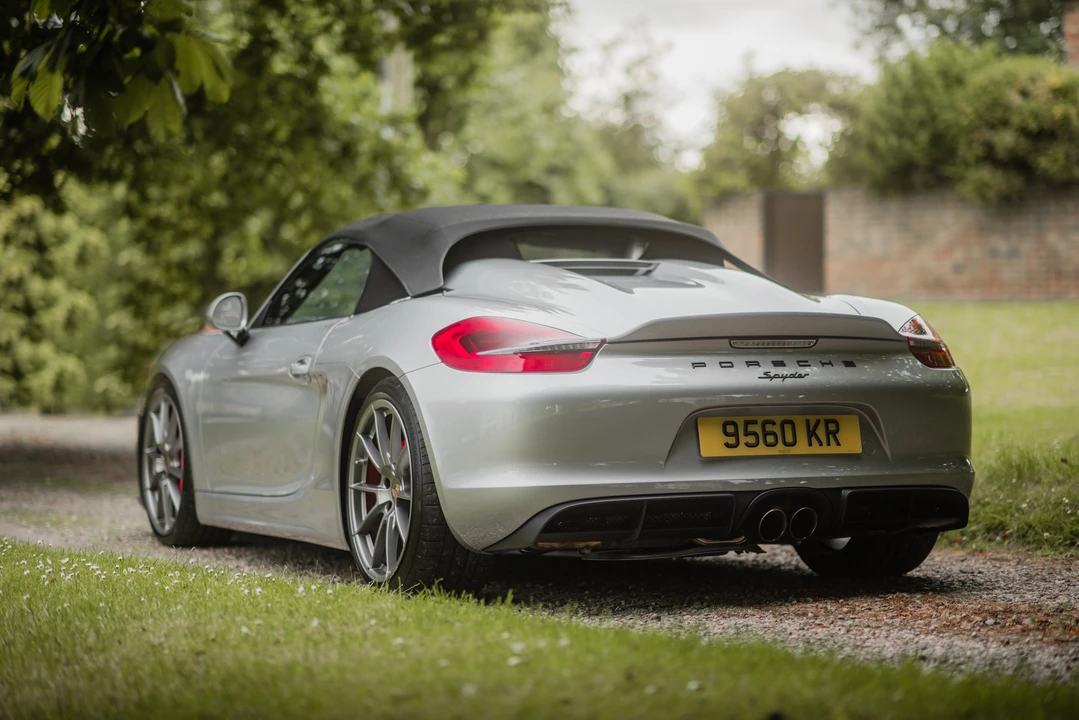 2016 Porsche 981 Boxster Spyder - Image 21 of 31