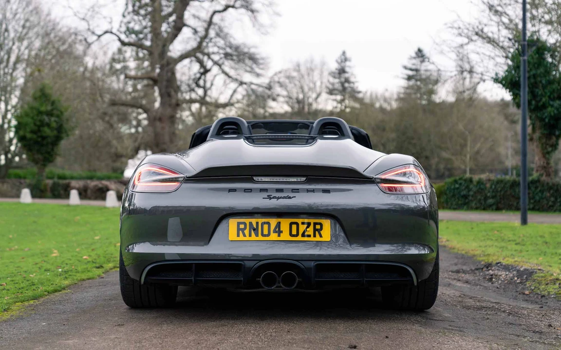 2016 Porsche 981 Boxster Spyder - Image 20 of 31