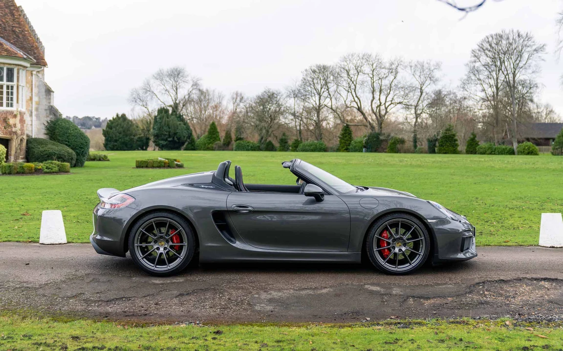 2016 Porsche 981 Boxster Spyder - Image 12 of 31