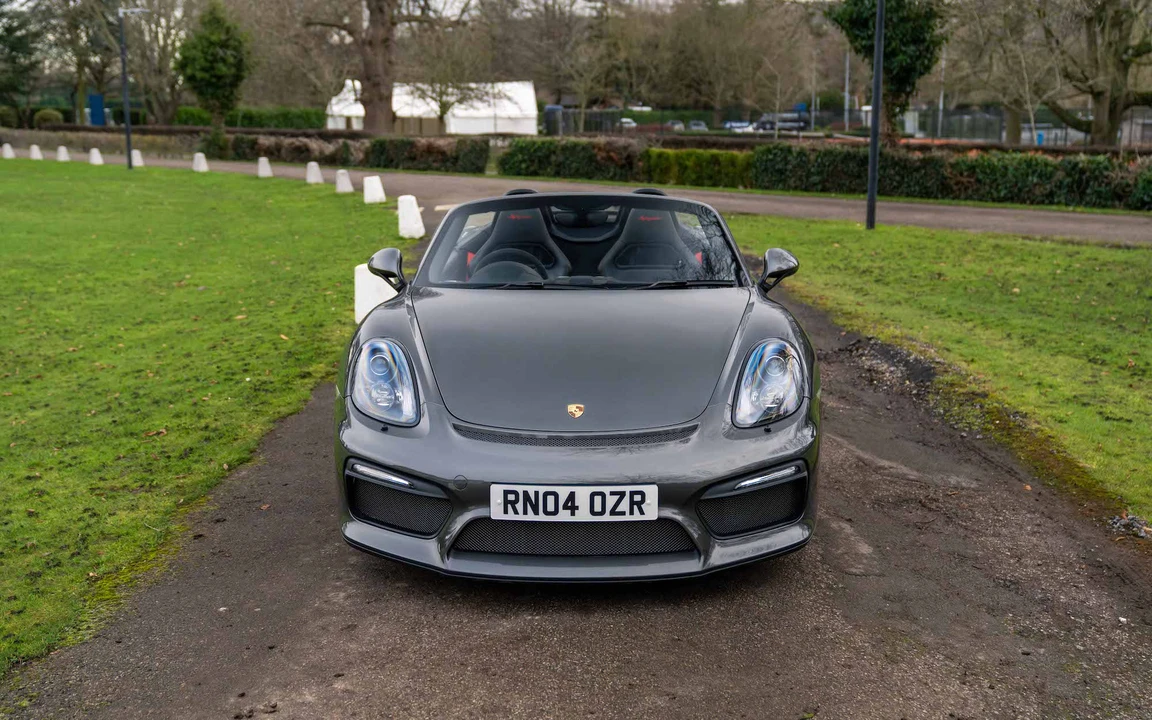2016 Porsche 981 Boxster Spyder - Image 10 of 31