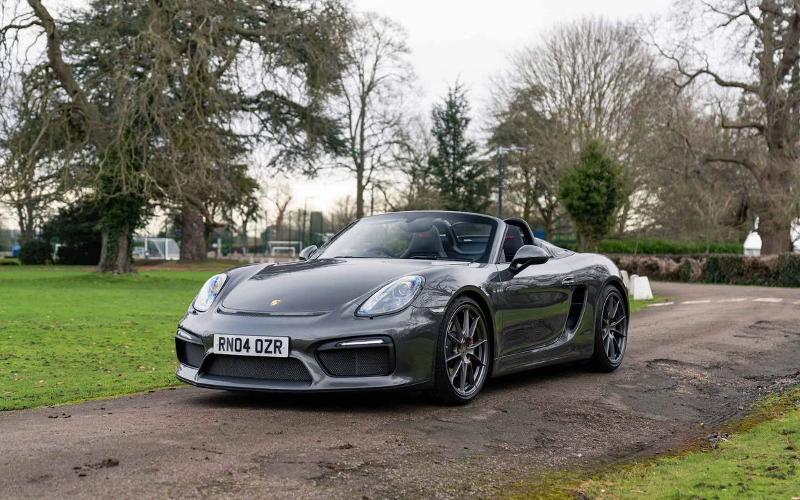 2016 Porsche 981 Boxster Spyder - Image 17 of 31