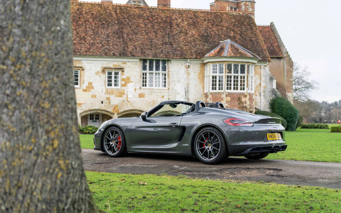 2016 Porsche 981 Boxster Spyder - Image 7 of 31