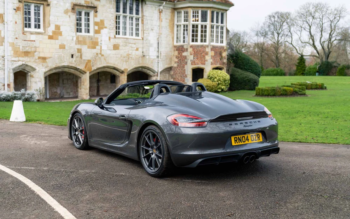 2016 Porsche 981 Boxster Spyder - Image 21 of 31