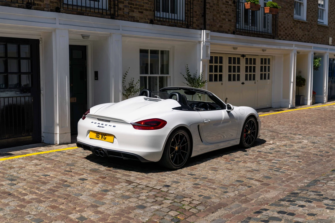 2016 Porsche 981 Boxster Spyder - Image 19 of 31