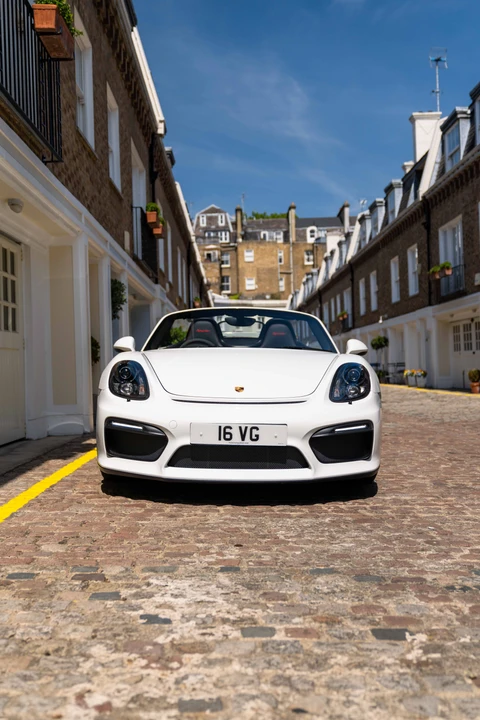 2016 Porsche 981 Boxster Spyder - Image 26 of 31