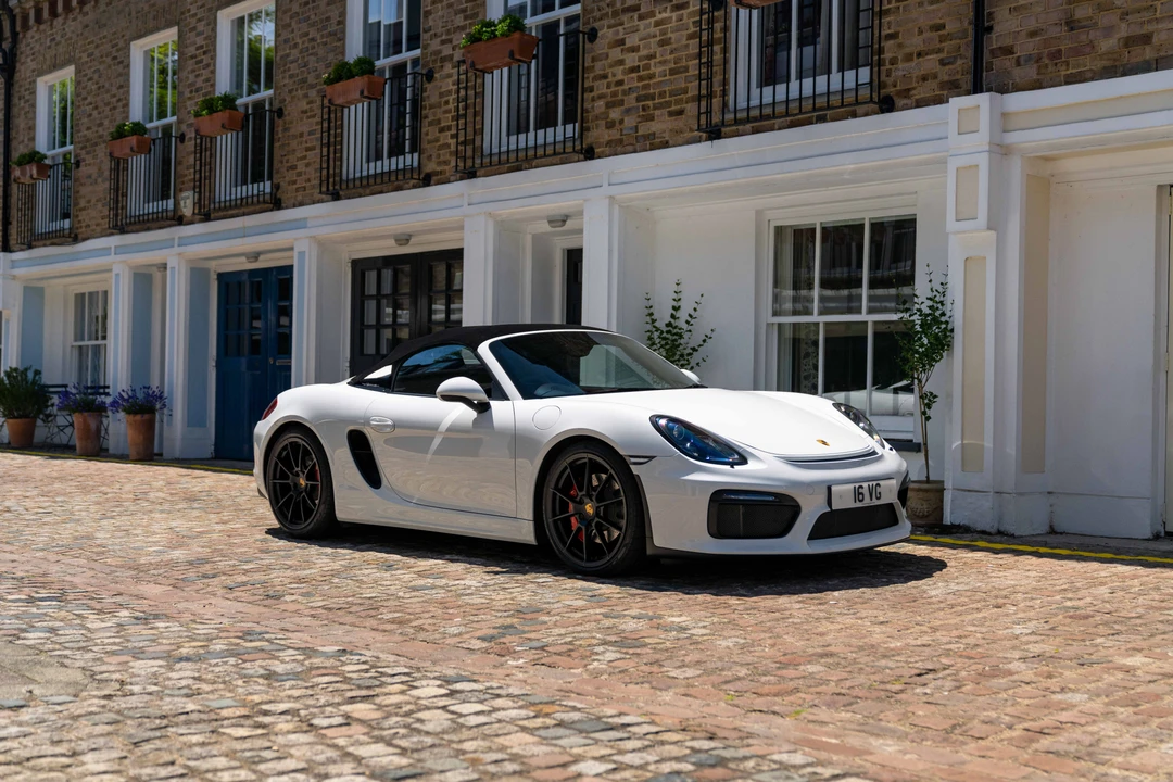 2016 Porsche 981 Boxster Spyder - Image 12 of 31