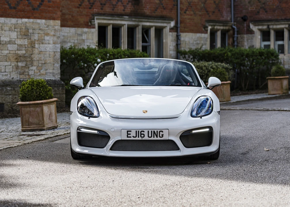 2016 Porsche 981 Boxster Spyder - Image 12 of 31
