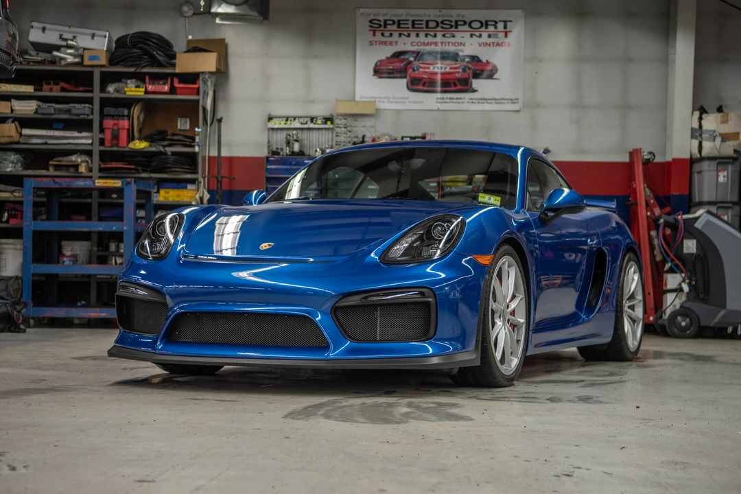 2016 Porsche 981 Cayman GT4 - Image 18 of 31