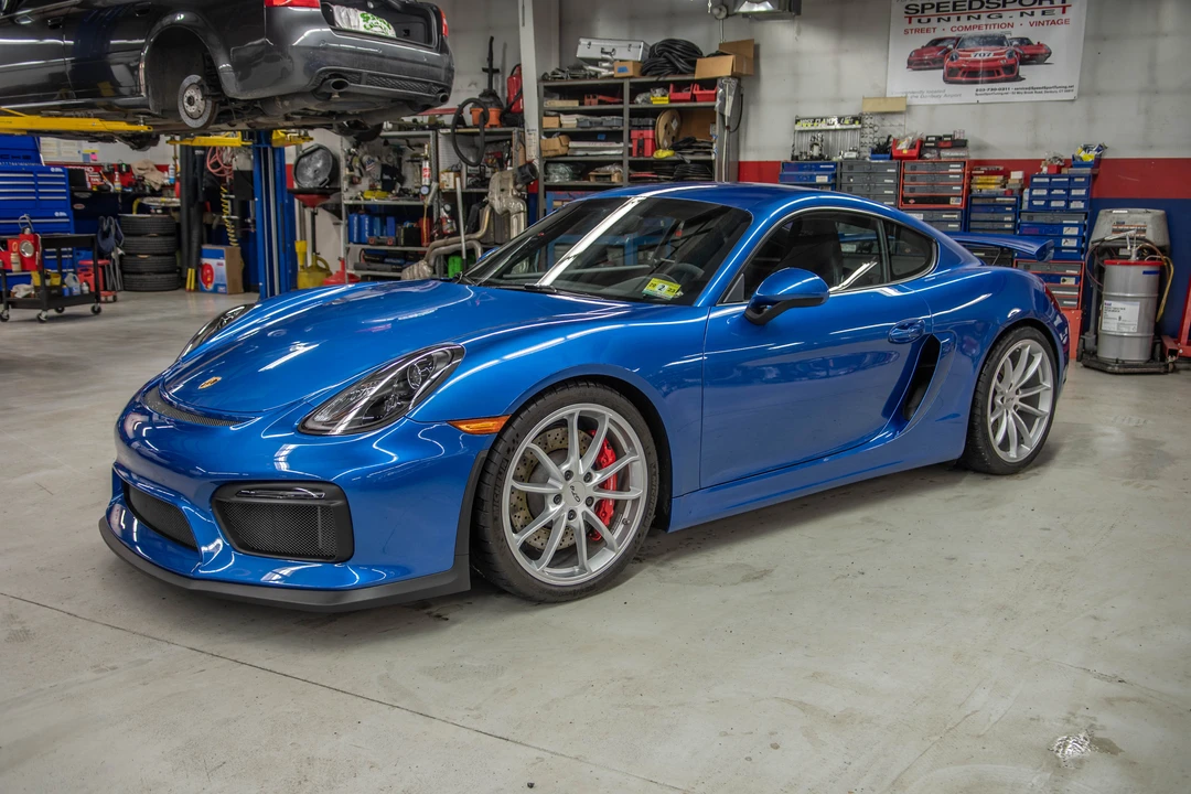 2016 Porsche 981 Cayman GT4 - Image 5 of 31