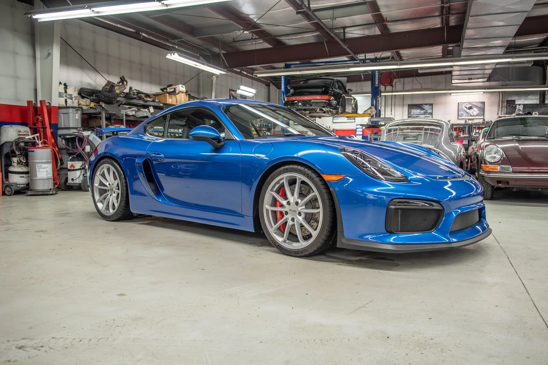 2016 Porsche 981 Cayman GT4 - Image 15 of 31