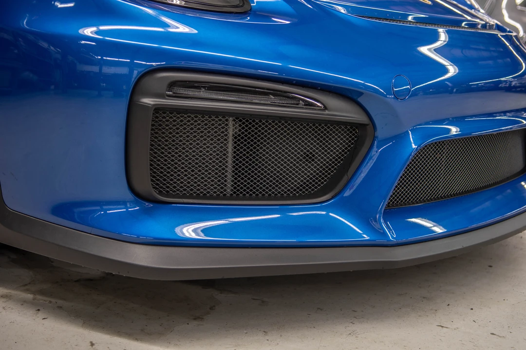 2016 Porsche 981 Cayman GT4 - Image 28 of 31