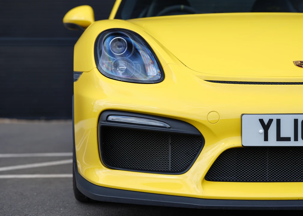 2016 Porsche 981 Cayman GT4 - Image 14 of 31