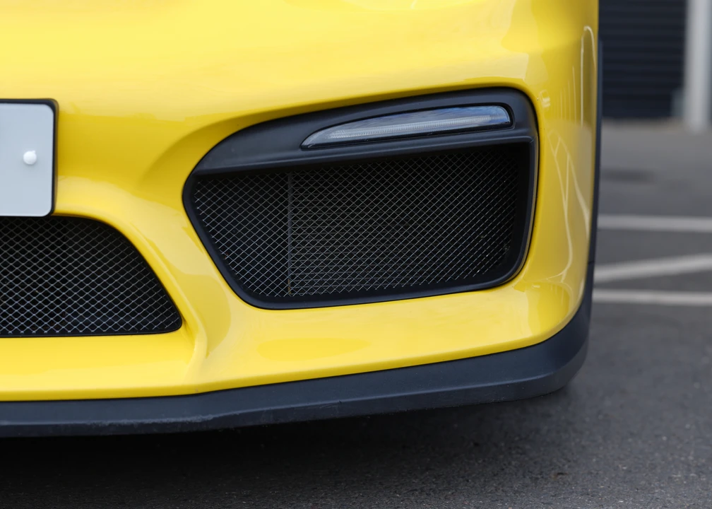 2016 Porsche 981 Cayman GT4 - Image 15 of 31