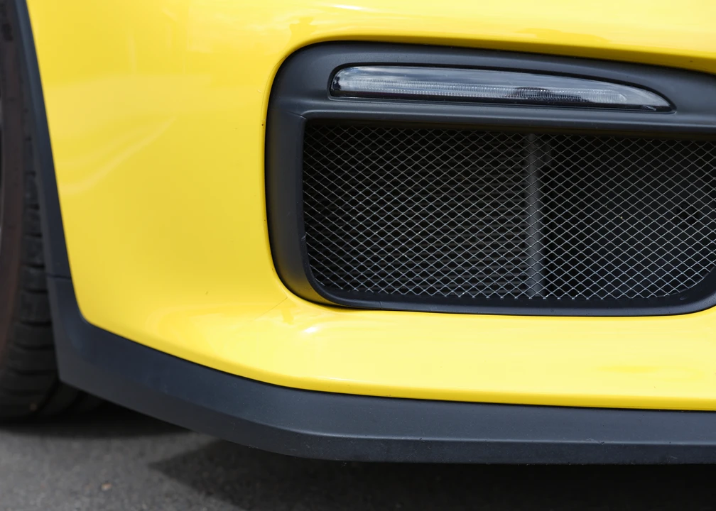 2016 Porsche 981 Cayman GT4 - Image 19 of 31