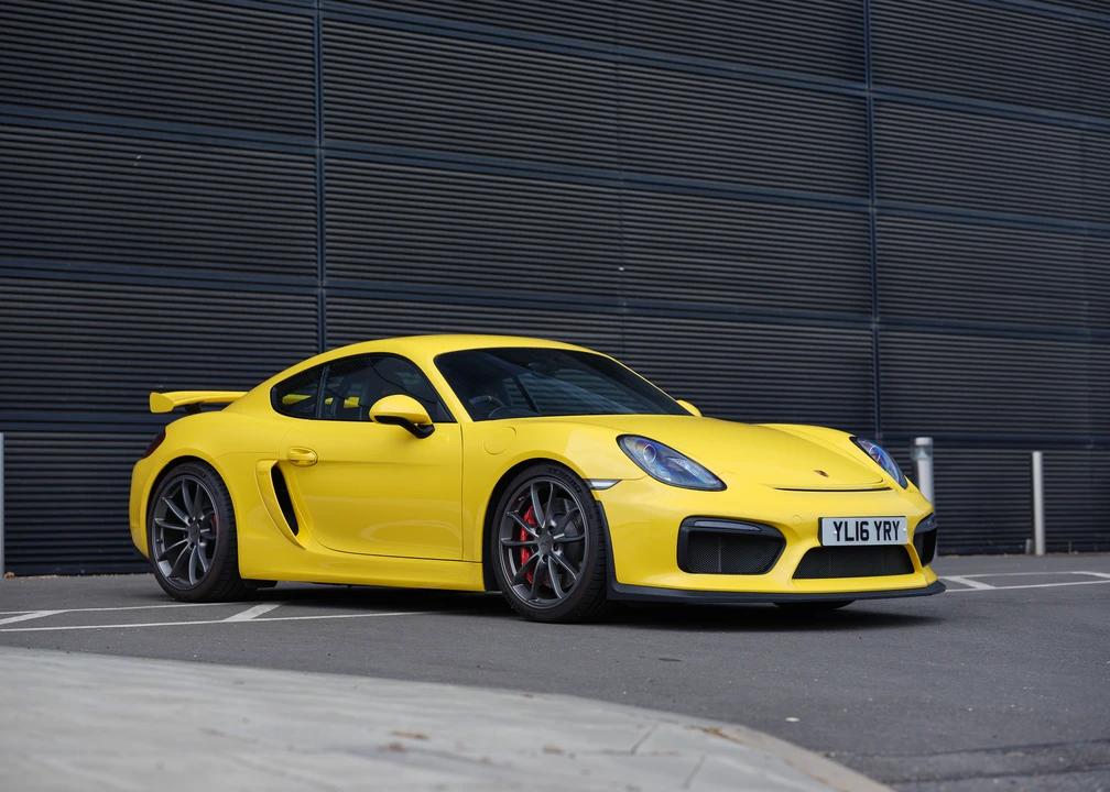 2016 Porsche 981 Cayman GT4 - Image 4 of 31