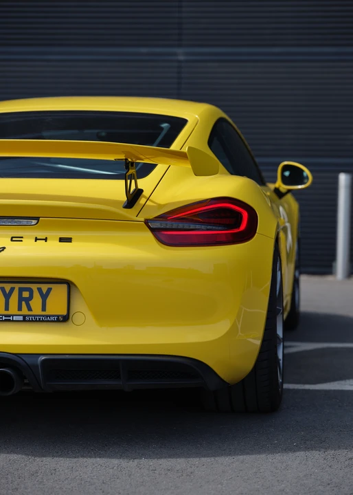2016 Porsche 981 Cayman GT4 - Image 29 of 31