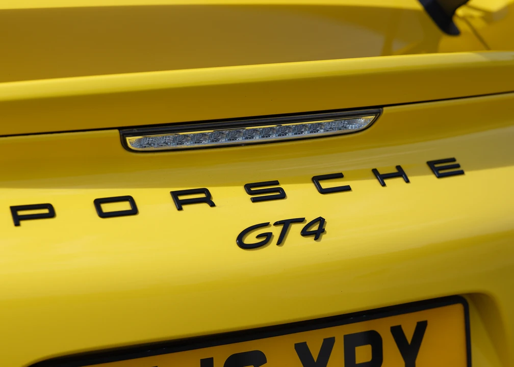 2016 Porsche 981 Cayman GT4 - Image 30 of 31