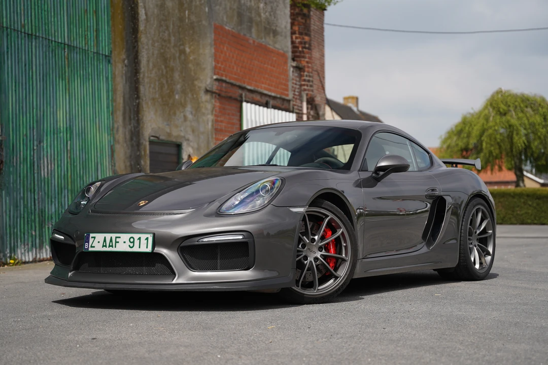 2016 Porsche 981 Cayman GT4 - Image 2 of 2