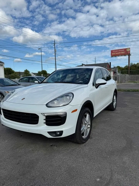 2016 Porsche 958 Cayenne - Image 2 of 6
