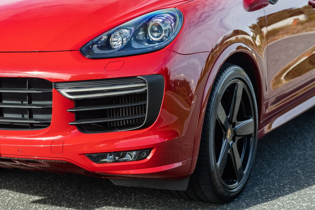 2016 Porsche 958 Cayenne GTS - Image 24 of 31