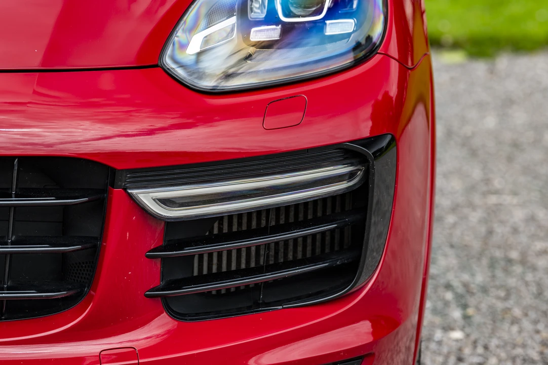 2016 Porsche 958 Cayenne GTS - Image 22 of 31