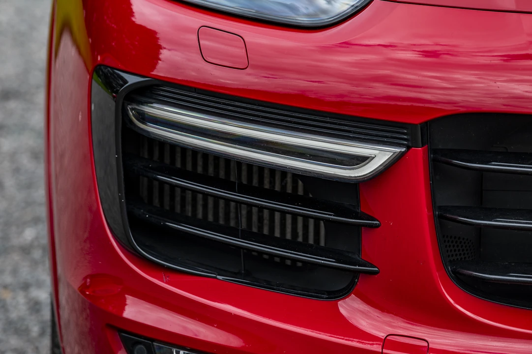 2016 Porsche 958 Cayenne GTS - Image 25 of 31