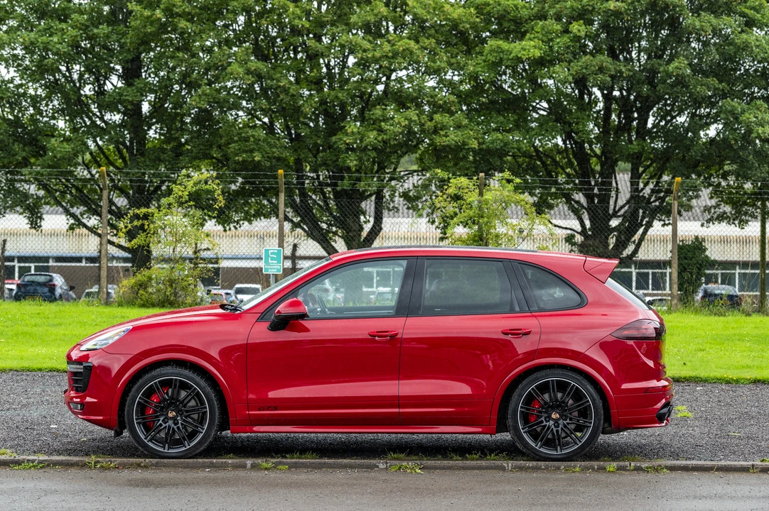 2016 Porsche 958 Cayenne GTS - Image 9 of 31