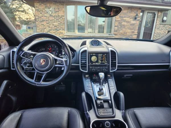 2016 Porsche 958 Cayenne - Image 9 of 12