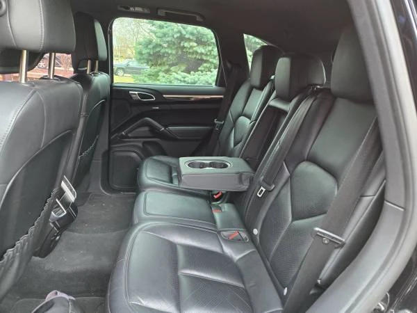 2016 Porsche 958 Cayenne - Image 11 of 12