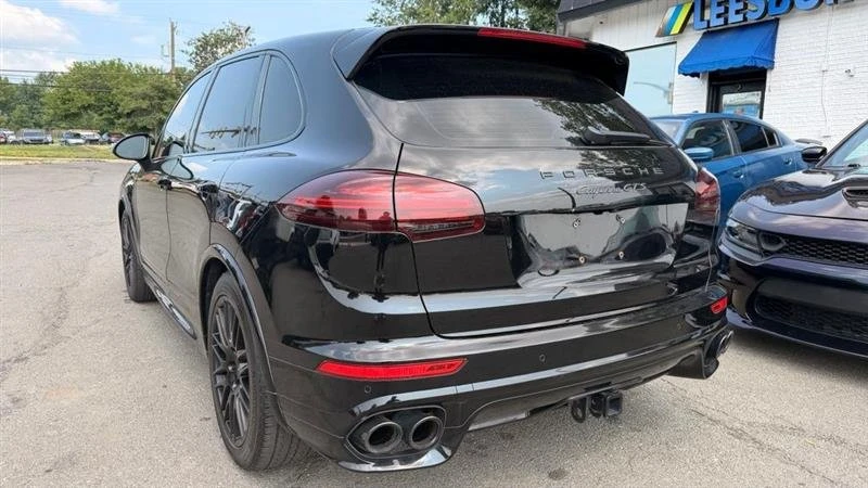 2016 Porsche 958 Cayenne - Image 13 of 20