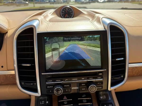 2016 Porsche 958 Cayenne S - Image 10 of 21