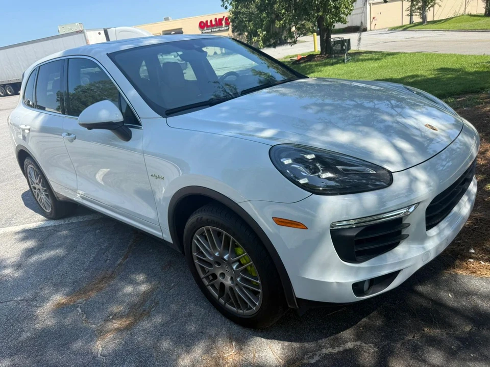 2016 Porsche 958 Cayenne - Image 6 of 31