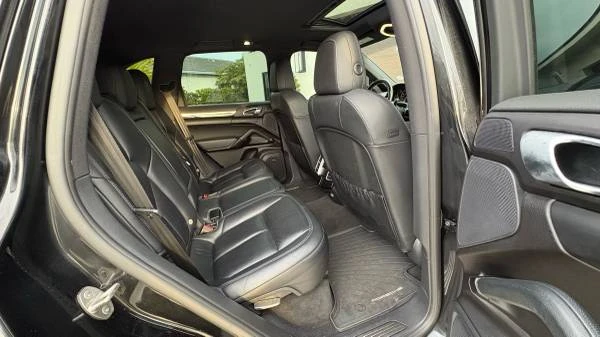 2016 Porsche 958 Cayenne - Image 11 of 21