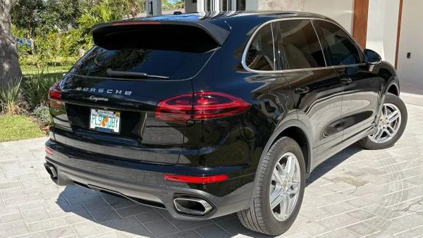 2016 Porsche 958 Cayenne - Image 4 of 21