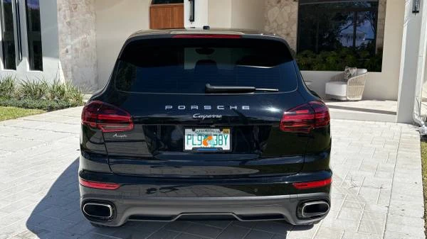 2016 Porsche 958 Cayenne - Image 14 of 21