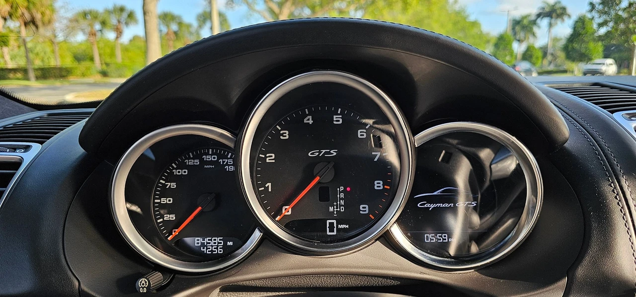 2016 Porsche 981 Cayman GTS - Image 8 of 12
