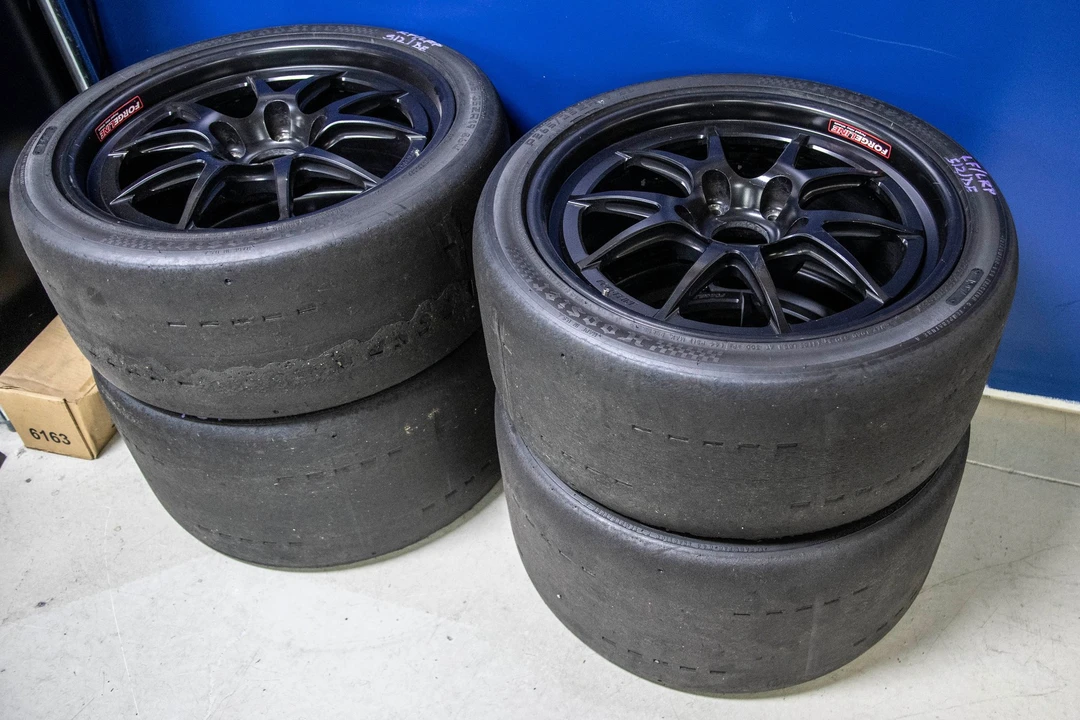 2016 Porsche 981 Cayman GT4 - Image 10 of 10