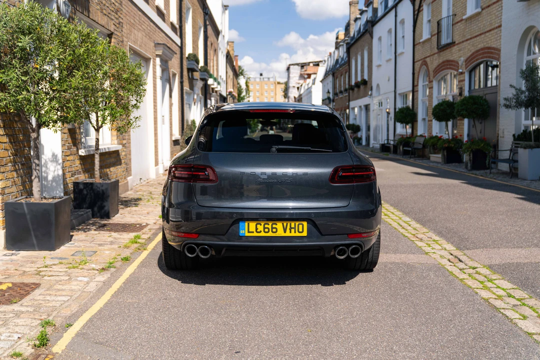 2016 Porsche Macan GTS - Image 6 of 31