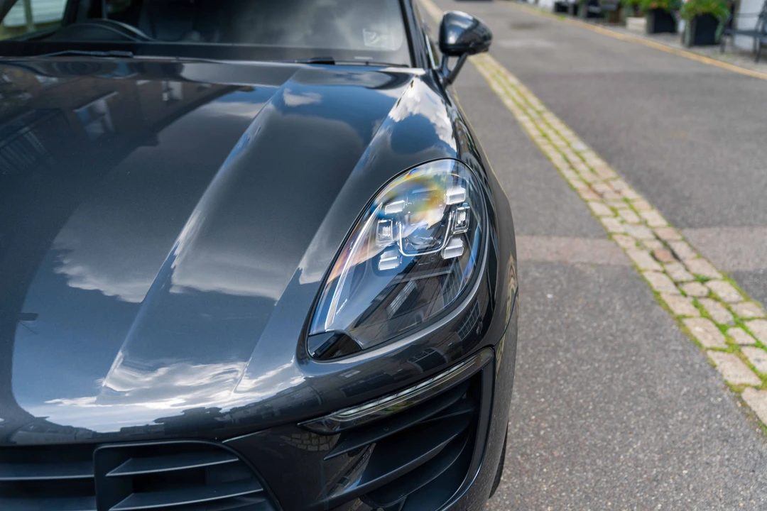 2016 Porsche Macan GTS - Image 21 of 31