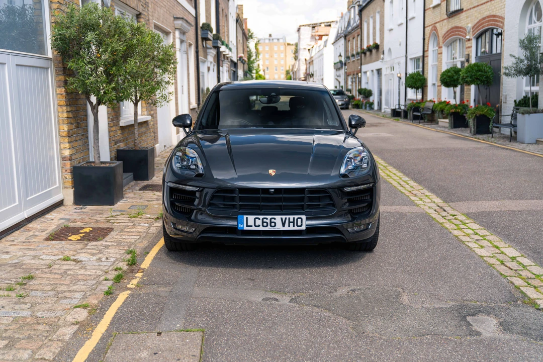 2016 Porsche Macan GTS - Image 3 of 31