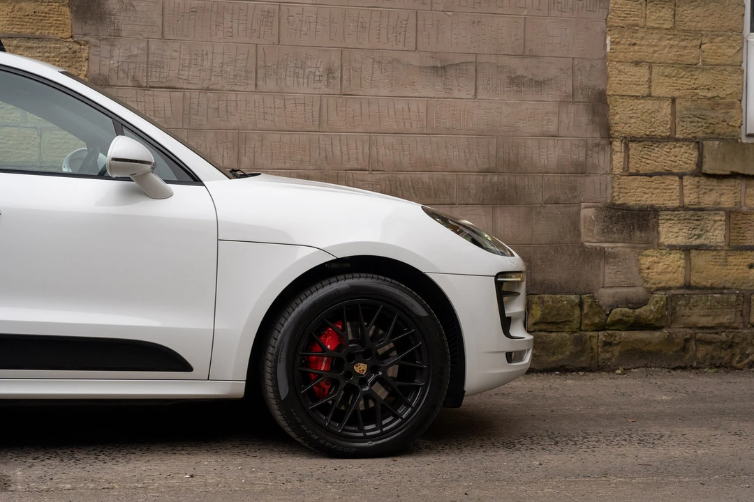 2016 Porsche Macan GTS - Image 26 of 31
